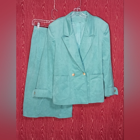 FACILE 2 Piece Suede Teal Sz 12 Long Sleeve Collared Pockets Button Skirt Womens
